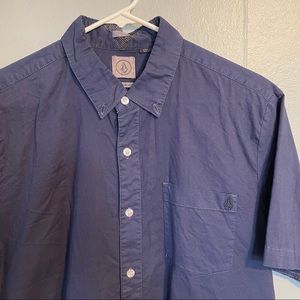 Volcom short sleeve button up, M mens